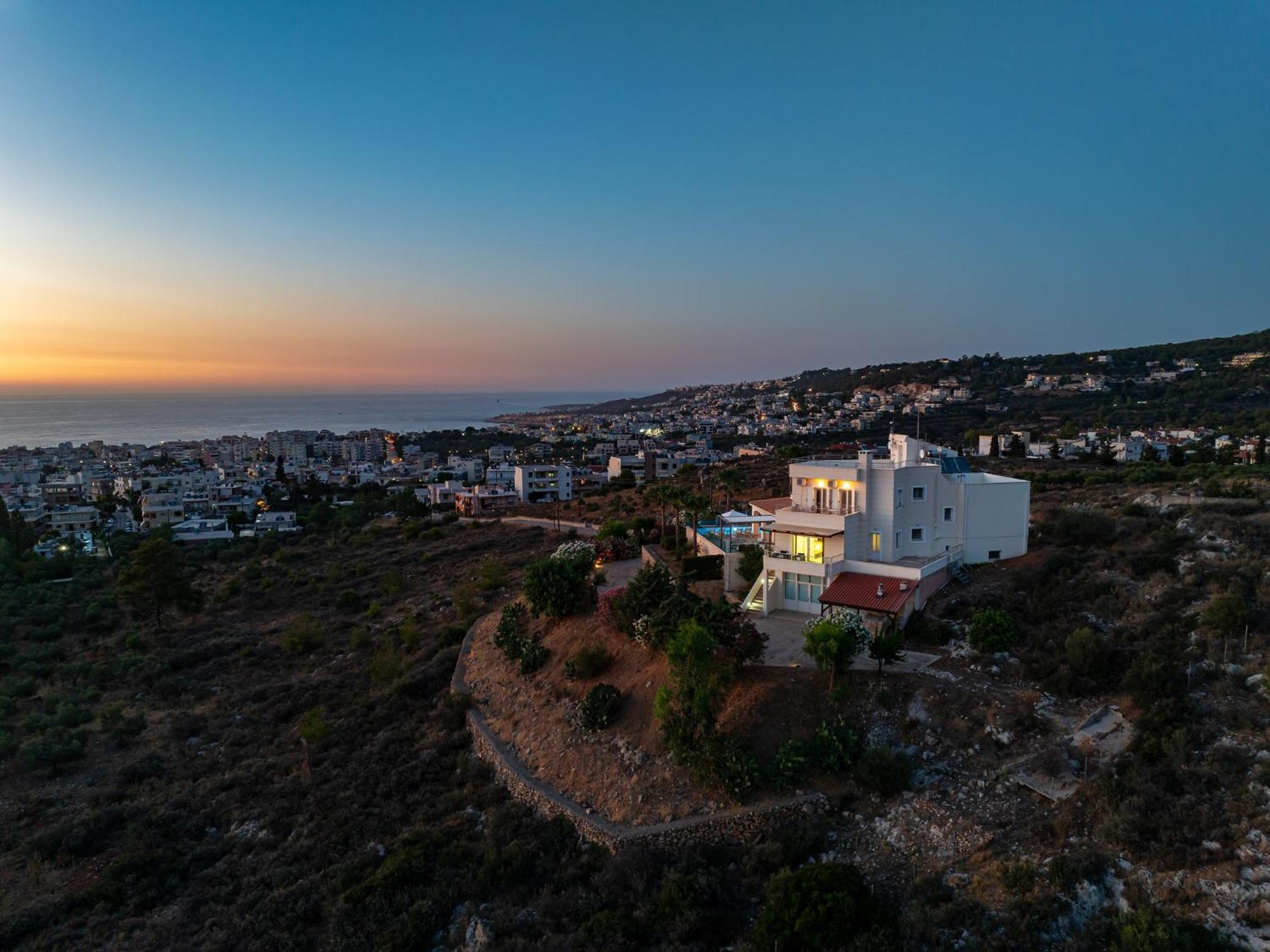 Karmilos Hill Villa La Canea Esterno foto